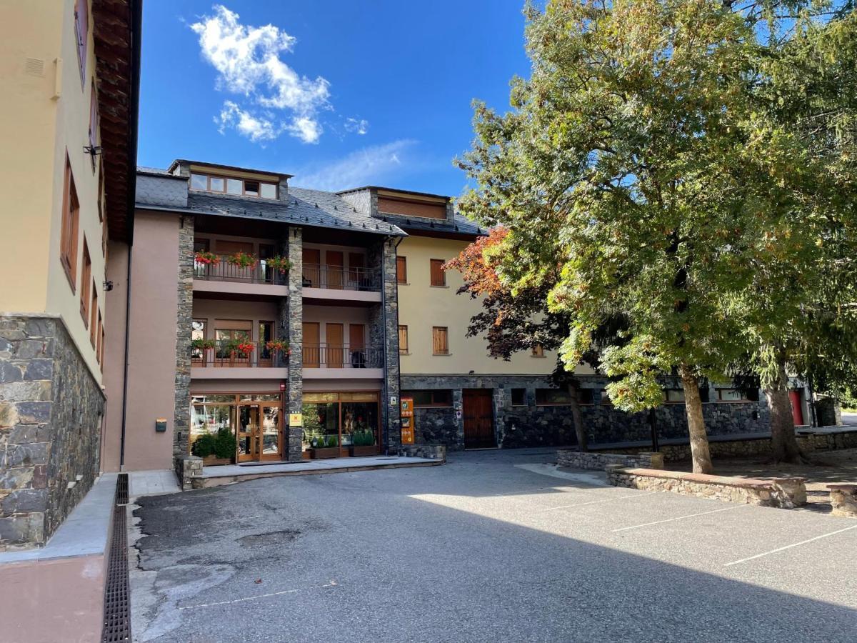 Alberg La Molina Xanascat Luaran gambar